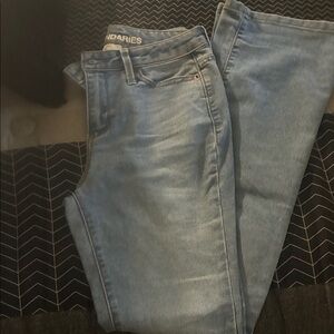 No Boundaries Light Blue Straight Leg Jeans